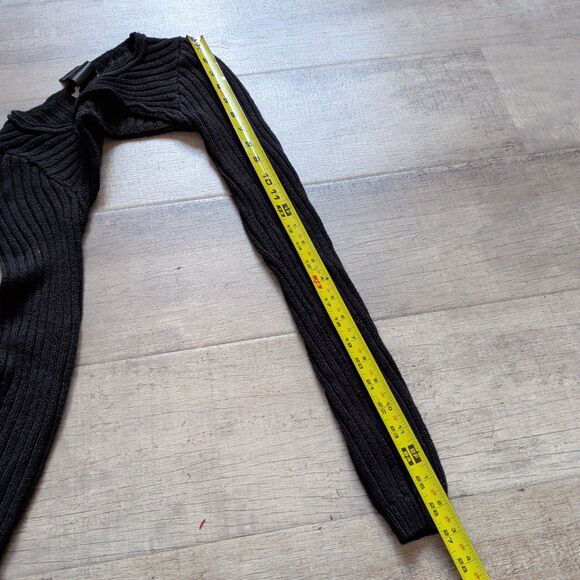 Urban Outfitters Black Sweater Cropped S Open Back And Front - Picture 4 of 6